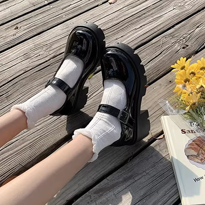 Giày da nhỏ nữ sinh phiên bản Hàn Quốc của phong cách Anh cổ điển giày đơn mùa thu đông hoang dã phẳng đầu tròn cô gái giày thấp - Giày cắt thấp