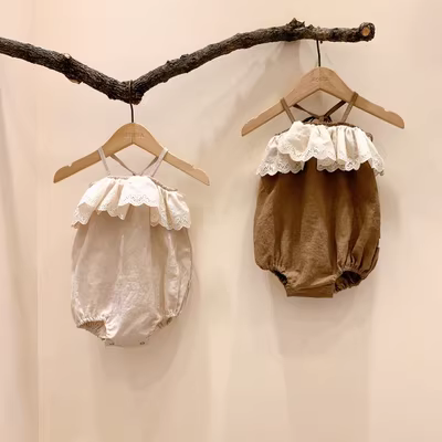 Quần áo trẻ em hàn quốc cùng đoạn 20 bé gái mùa hè địu ren váy tam giác romper jumpsuit sơ sinh - Khác
