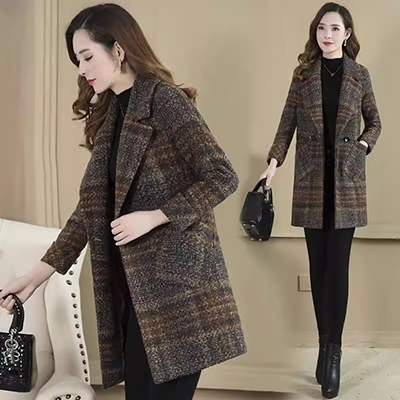 Áo khoác len trung niên cotton / không cotton, quần áo nữ dài trung bình, quần áo mùa thu và mùa đông của mẹ Hàn Quốc, áo khoác len kẻ sọc - Trung bình và dài Coat
