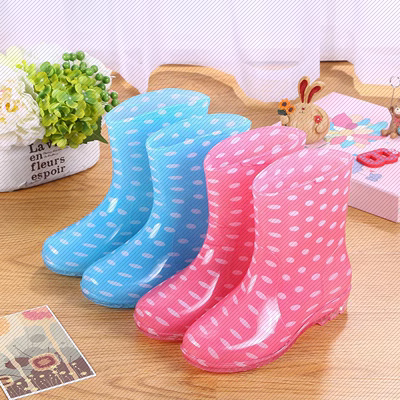 Giày nước nữ ống ngắn giày đi mưa thời trang giày đi mưa dành cho người lớn mặc bên ngoài ủng chống trượt giày cao su giày cao su cộng với thùng bông nhung - Rainshoes