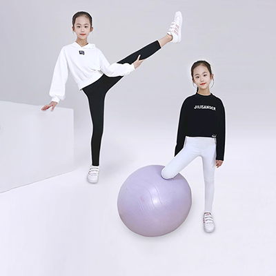 Quần legging cho bé gái mặc ngoài mùa xuân và mùa thu, quần cotton trẻ em, bé gái, quần trẻ em trung và nhỏ, quần áo trẻ em màu đen 3-10 tuổi - Vớ