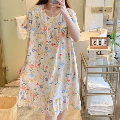 Đồ ngủ phụ nữ mùa hè váy ngủ trắng băng lụa váy ba phần tư tay áo giữa phụ nữ Hàn Quốc mặc nhà giản dị - Đêm đầm