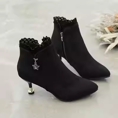 Mùa xuân và mùa thu 2020 khởi động mới của phụ nữ giày ống ngắn nhung mỏng gót nhọn gót mèo gót nhỏ gót cao gót trung 5cm giày Martin giày bốt nude - Kính khung