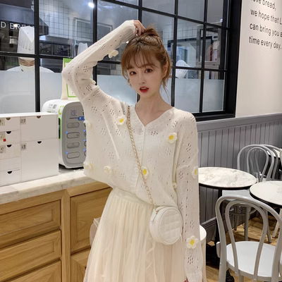 Mùa xuân 2020 mới của phụ nữ Hàn Quốc áo len dệt kim hoang dã áo len + váy lưới hai mảnh - Áo len